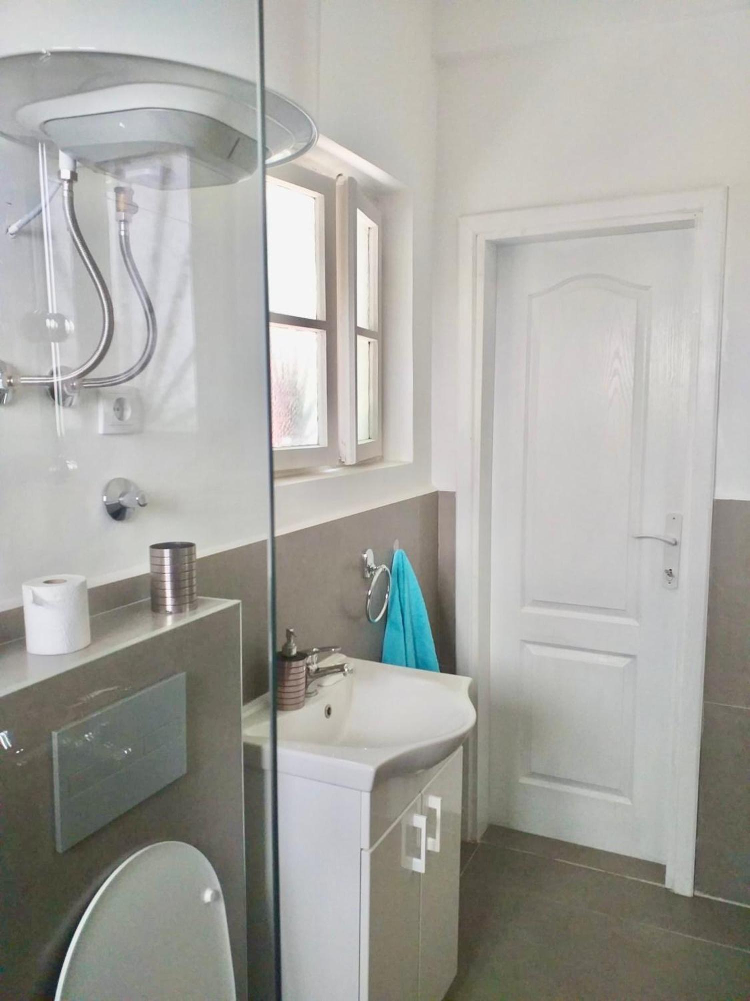 Lemon Tree Villa โกตอร์ ภายนอก รูปภาพ